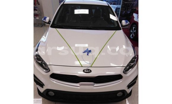 Acheter Import Voiture Kia Cerato Blanc à Import - Dubai, Barh el Gazel
