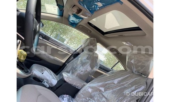 Acheter Import Voiture Hyundai Elantra Blanc à Import - Dubai, Barh el Gazel Acheter Import Voiture Hyundai Elantra Blanc à Import - Dubai, Barh el Gazel