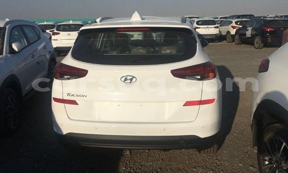Acheter Import Voiture Hyundai Tucson Blanc à Import - Dubai, Barh el Gazel Acheter Import Voiture Hyundai Tucson Blanc à Import - Dubai, Barh el Gazel