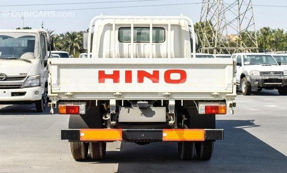 Acheter Import Utilitaire Hino 300 Series Blanc à Import - Dubai, Barh el Gazel Acheter Import Utilitaire Hino 300 Series Blanc à Import - Dubai, Barh el Gazel