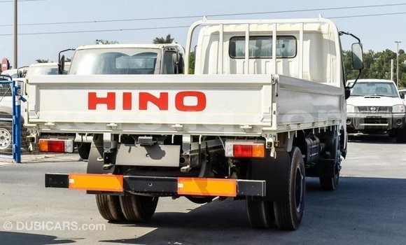 Acheter Import Utilitaire Hino 300 Series Blanc à Import - Dubai, Barh el Gazel Acheter Import Utilitaire Hino 300 Series Blanc à Import - Dubai, Barh el Gazel