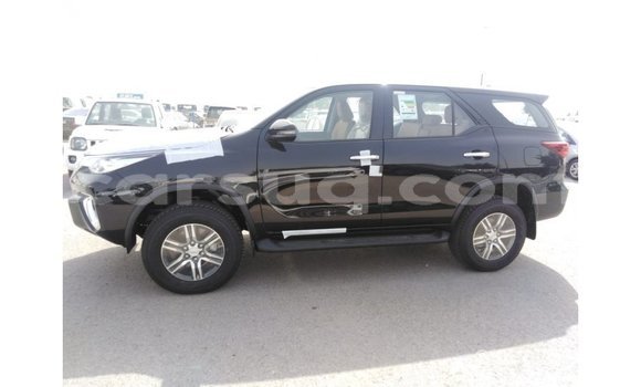 Acheter Import Voiture Toyota Fortuner Noir à Import - Dubai, Barh el Gazel Acheter Import Voiture Toyota Fortuner Noir à Import - Dubai, Barh el Gazel