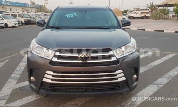 Buy Import Toyota Highlander Other Car in Import - Dubai in Barh el Gazel Buy Import Toyota Highlander Other Car in Import - Dubai in Barh el Gazel