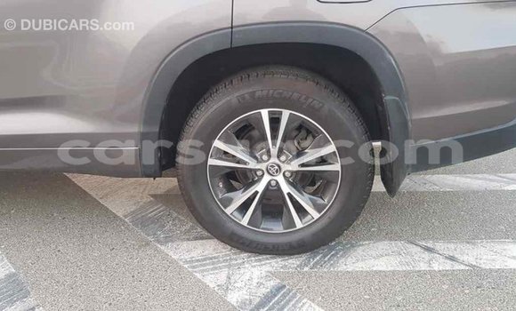 Buy Import Toyota Highlander Other Car in Import - Dubai in Barh el Gazel Buy Import Toyota Highlander Other Car in Import - Dubai in Barh el Gazel