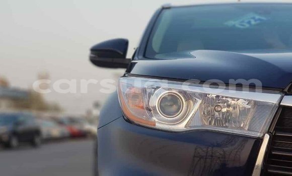 Buy Import Toyota Highlander Blue Car in Import - Dubai in Barh el Gazel Buy Import Toyota Highlander Blue Car in Import - Dubai in Barh el Gazel