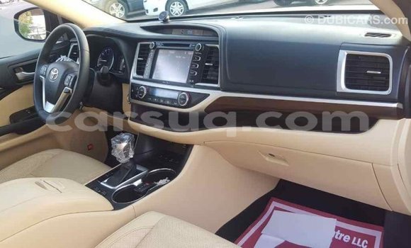 Buy Import Toyota Highlander Blue Car in Import - Dubai in Barh el Gazel Buy Import Toyota Highlander Blue Car in Import - Dubai in Barh el Gazel