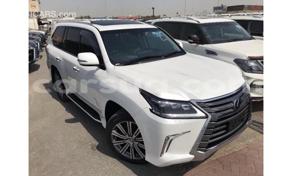 Acheter Import Voiture Lexus LX Blanc à Import - Dubai, Barh el Gazel Acheter Import Voiture Lexus LX Blanc à Import - Dubai, Barh el Gazel