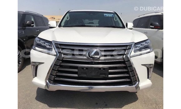 Acheter Import Voiture Lexus LX Blanc à Import - Dubai, Barh el Gazel Acheter Import Voiture Lexus LX Blanc à Import - Dubai, Barh el Gazel