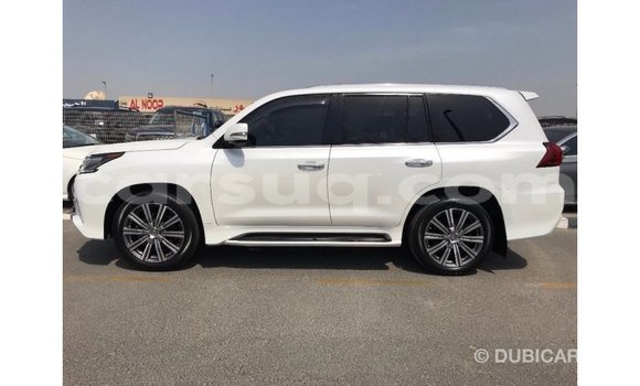 Acheter Import Voiture Lexus LX Blanc à Import - Dubai, Barh el Gazel Acheter Import Voiture Lexus LX Blanc à Import - Dubai, Barh el Gazel