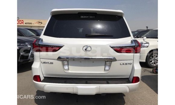 Acheter Import Voiture Lexus LX Blanc à Import - Dubai, Barh el Gazel Acheter Import Voiture Lexus LX Blanc à Import - Dubai, Barh el Gazel
