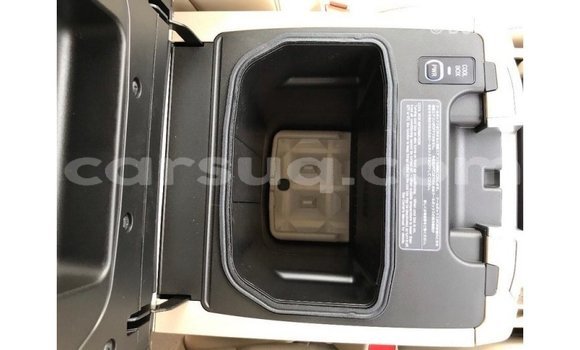 Acheter Import Voiture Toyota Land Cruiser Noir à Import - Dubai, Barh el Gazel Acheter Import Voiture Toyota Land Cruiser Noir à Import - Dubai, Barh el Gazel