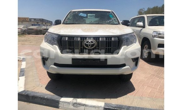 Acheter Import Voiture Toyota Prado Blanc à Import - Dubai, Barh el Gazel Acheter Import Voiture Toyota Prado Blanc à Import - Dubai, Barh el Gazel