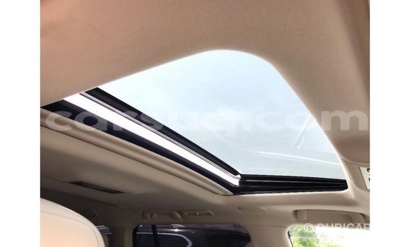 Acheter Import Voiture Toyota Land Cruiser Blanc à Import - Dubai, Barh el Gazel Acheter Import Voiture Toyota Land Cruiser Blanc à Import - Dubai, Barh el Gazel