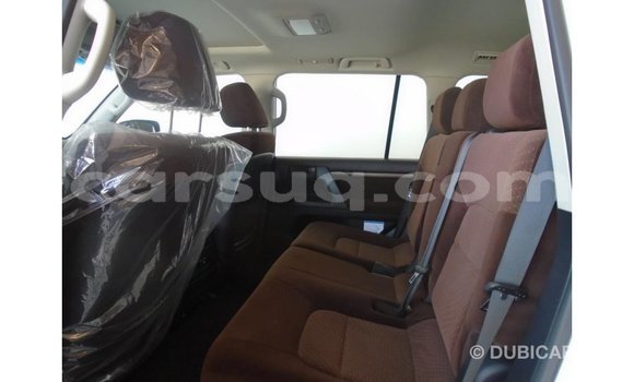Buy Import Toyota Land Cruiser White Car in Import - Dubai in Barh el Gazel Buy Import Toyota Land Cruiser White Car in Import - Dubai in Barh el Gazel