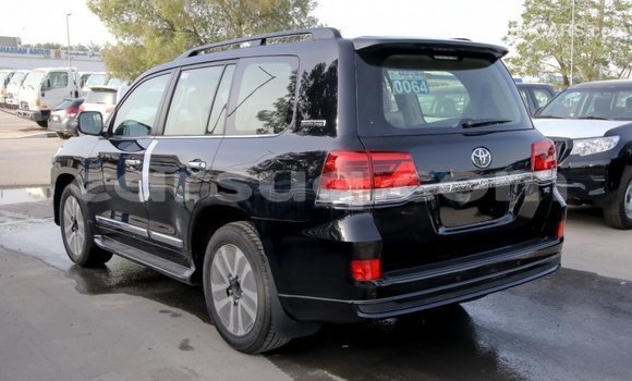 Buy Import Toyota Land Cruiser Black Car in Import - Dubai in Barh el Gazel Buy Import Toyota Land Cruiser Black Car in Import - Dubai in Barh el Gazel