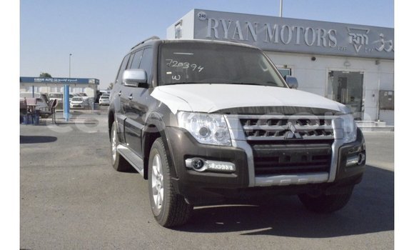 Acheter Import Voiture Mitsubishi Pajero Marron à Import - Dubai, Barh el Gazel