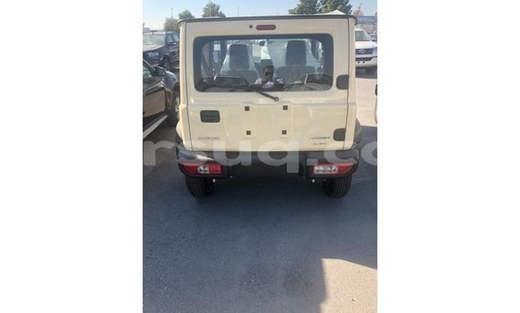 Acheter Import Voiture Suzuki Jimny Beige à Import - Dubai, Barh el Gazel Acheter Import Voiture Suzuki Jimny Beige à Import - Dubai, Barh el Gazel