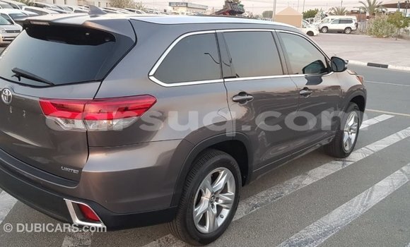 Buy Import Toyota Highlander Other Car in Import - Dubai in Barh el Gazel Buy Import Toyota Highlander Other Car in Import - Dubai in Barh el Gazel