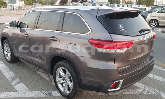 Buy Import Toyota Highlander Other Car in Import - Dubai in Barh el Gazel Buy Import Toyota Highlander Other Car in Import - Dubai in Barh el Gazel
