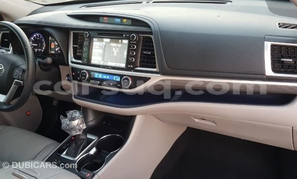 Buy Import Toyota Highlander Other Car in Import - Dubai in Barh el Gazel Buy Import Toyota Highlander Other Car in Import - Dubai in Barh el Gazel