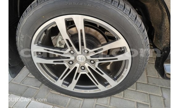 Acheter Import Voiture Toyota Land Cruiser Noir à Import - Dubai, Barh el Gazel Acheter Import Voiture Toyota Land Cruiser Noir à Import - Dubai, Barh el Gazel