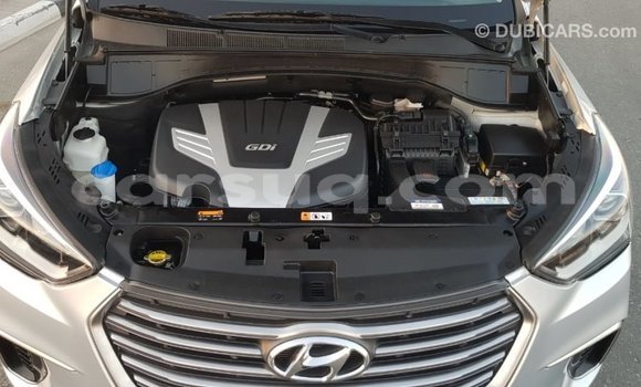 Buy Import Hyundai Santa Fe Other Car in Import - Dubai in Barh el Gazel Buy Import Hyundai Santa Fe Other Car in Import - Dubai in Barh el Gazel