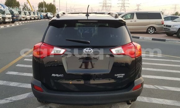 Acheter Import Voiture Toyota 4Runner Noir à Import - Dubai, Barh el Gazel Acheter Import Voiture Toyota 4Runner Noir à Import - Dubai, Barh el Gazel