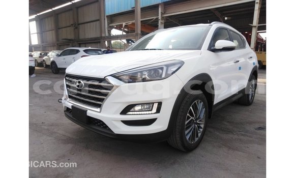 Acheter Import Voiture Hyundai Tucson Blanc à Import - Dubai, Barh el Gazel Acheter Import Voiture Hyundai Tucson Blanc à Import - Dubai, Barh el Gazel