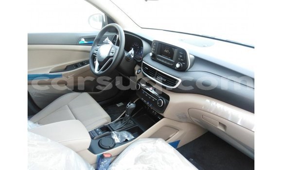 Acheter Import Voiture Hyundai Tucson Blanc à Import - Dubai, Barh el Gazel Acheter Import Voiture Hyundai Tucson Blanc à Import - Dubai, Barh el Gazel
