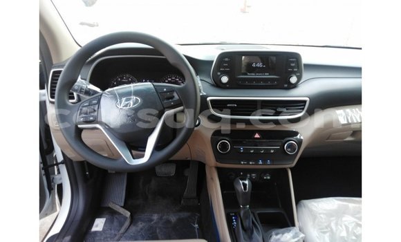 Acheter Import Voiture Hyundai Tucson Blanc à Import - Dubai, Barh el Gazel Acheter Import Voiture Hyundai Tucson Blanc à Import - Dubai, Barh el Gazel