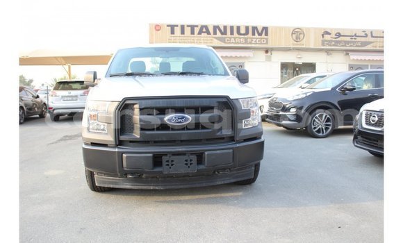 Acheter Import Voiture Ford Club Wagon Autre à Import - Dubai, Barh el Gazel