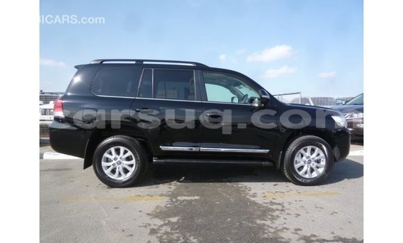 Acheter Import Voiture Toyota Land Cruiser Noir à Import - Dubai, Barh el Gazel Acheter Import Voiture Toyota Land Cruiser Noir à Import - Dubai, Barh el Gazel