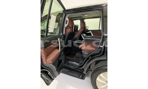 Buy Import Toyota Land Cruiser Black Car in Import - Dubai in Barh el Gazel Buy Import Toyota Land Cruiser Black Car in Import - Dubai in Barh el Gazel