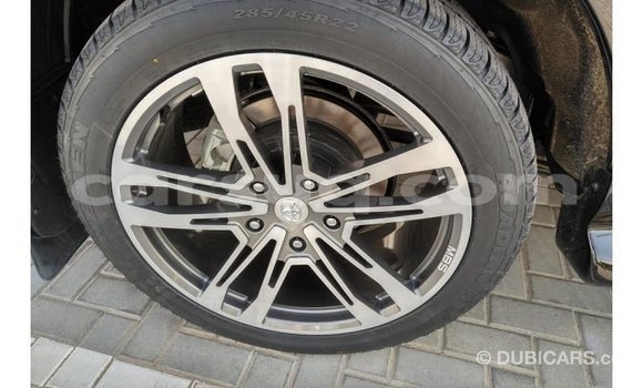 Acheter Import Voiture Toyota Land Cruiser Noir à Import - Dubai, Barh el Gazel Acheter Import Voiture Toyota Land Cruiser Noir à Import - Dubai, Barh el Gazel