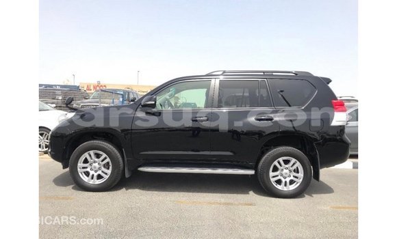 Acheter Import Voiture Toyota Land Cruiser Noir à Import - Dubai, Barh el Gazel Acheter Import Voiture Toyota Land Cruiser Noir à Import - Dubai, Barh el Gazel