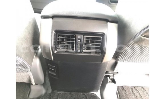 Acheter Import Voiture Toyota Land Cruiser Noir à Import - Dubai, Barh el Gazel Acheter Import Voiture Toyota Land Cruiser Noir à Import - Dubai, Barh el Gazel