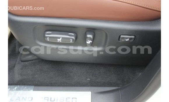 Buy Import Toyota Land Cruiser White Car in Import - Dubai in Barh el Gazel Buy Import Toyota Land Cruiser White Car in Import - Dubai in Barh el Gazel