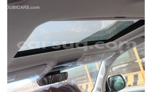 Buy Import Toyota Land Cruiser White Car in Import - Dubai in Barh el Gazel Buy Import Toyota Land Cruiser White Car in Import - Dubai in Barh el Gazel