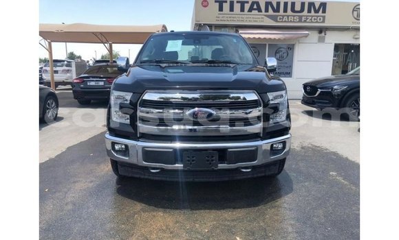 Acheter Import Voiture Ford Club Wagon Noir à Import - Dubai, Barh el Gazel