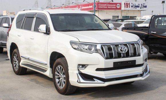 Acheter Import Voiture Toyota Prado Blanc à Import - Dubai, Barh el Gazel Acheter Import Voiture Toyota Prado Blanc à Import - Dubai, Barh el Gazel