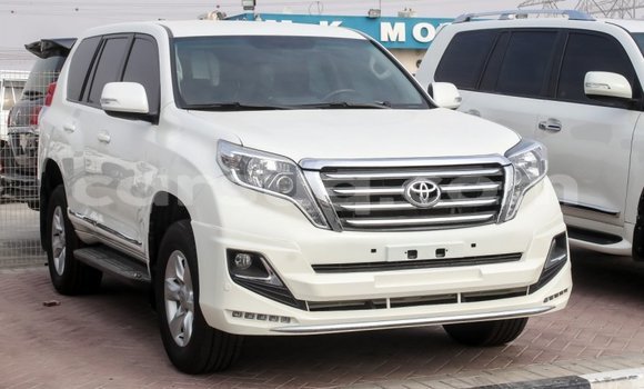Acheter Import Voiture Toyota Prado Blanc à Import - Dubai, Barh el Gazel Acheter Import Voiture Toyota Prado Blanc à Import - Dubai, Barh el Gazel