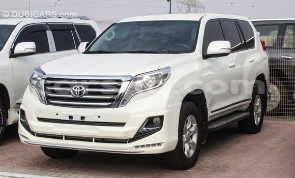 Acheter Import Voiture Toyota Prado Blanc à Import - Dubai, Barh el Gazel Acheter Import Voiture Toyota Prado Blanc à Import - Dubai, Barh el Gazel