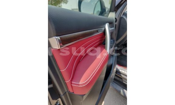 Buy Import Toyota Land Cruiser Black Car in Import - Dubai in Barh el Gazel Buy Import Toyota Land Cruiser Black Car in Import - Dubai in Barh el Gazel