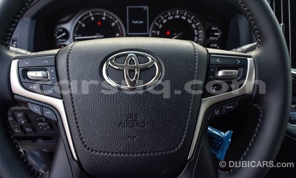 Buy Import Toyota Land Cruiser White Car in Import - Dubai in Barh el Gazel Buy Import Toyota Land Cruiser White Car in Import - Dubai in Barh el Gazel
