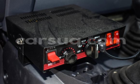 Acheter Neuf Voiture Toyota Land Cruiser Blanc à Abéché, Ouaddai Region Acheter Neuf Voiture Toyota Land Cruiser Blanc à Abéché, Ouaddai Region