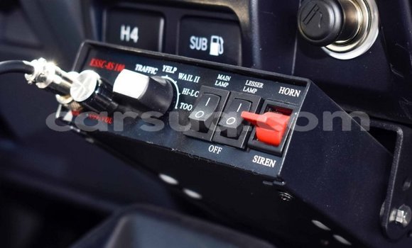 Acheter Neuf Voiture Toyota Land Cruiser Blanc à Abéché, Ouaddai Region Acheter Neuf Voiture Toyota Land Cruiser Blanc à Abéché, Ouaddai Region