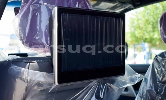 Acheter Neuf Voiture Toyota Land Cruiser Noir à Abéché, Ouaddai Region Acheter Neuf Voiture Toyota Land Cruiser Noir à Abéché, Ouaddai Region