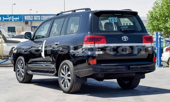 Acheter Neuf Voiture Toyota Land Cruiser Noir à Abéché, Ouaddai Region Acheter Neuf Voiture Toyota Land Cruiser Noir à Abéché, Ouaddai Region