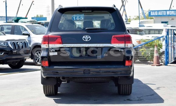 Acheter Neuf Voiture Toyota Land Cruiser Noir à Abéché, Ouaddai Region Acheter Neuf Voiture Toyota Land Cruiser Noir à Abéché, Ouaddai Region