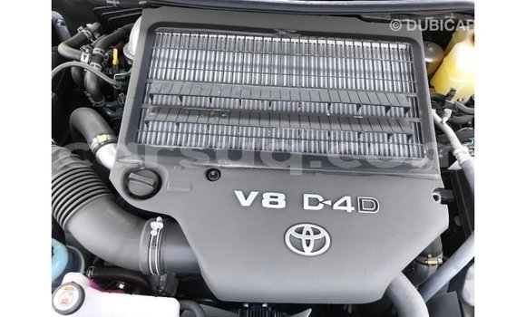 Buy Import Toyota Land Cruiser Black Car in Import - Dubai in Barh el Gazel Buy Import Toyota Land Cruiser Black Car in Import - Dubai in Barh el Gazel